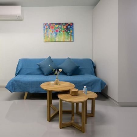 Fully Renovated Underground Flat In Pagrati Apartment Athens Ngoại thất bức ảnh