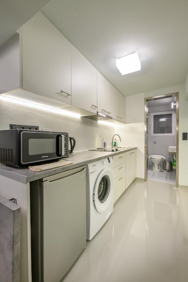 Fully Renovated Underground Flat In Pagrati Apartment Athens Ngoại thất bức ảnh